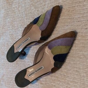 Manolo Blahnik Kitten Heel Suede Multi color pointed toe heels